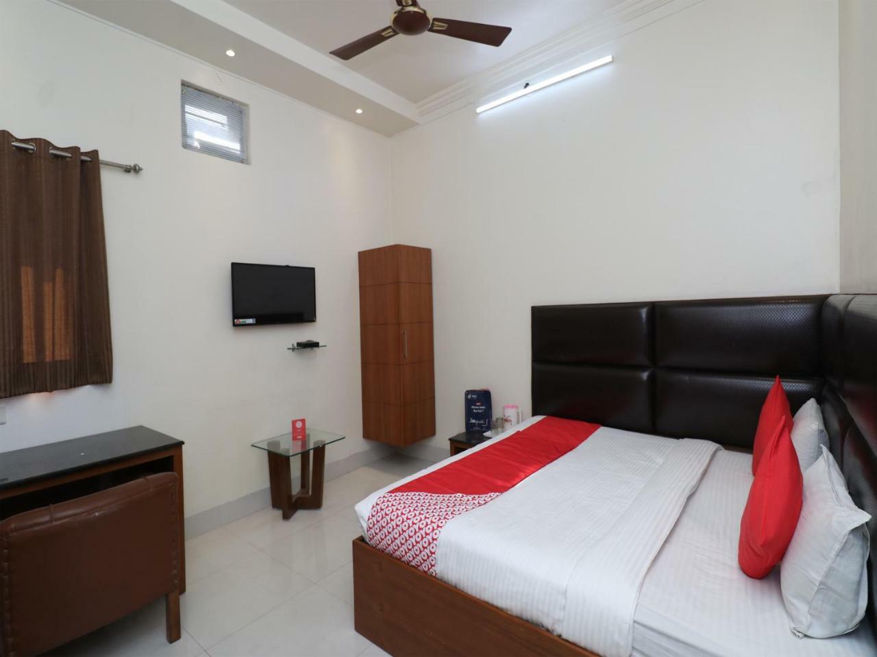 קאנפור Oyo Hotel Ashoka International מראה חיצוני תמונה